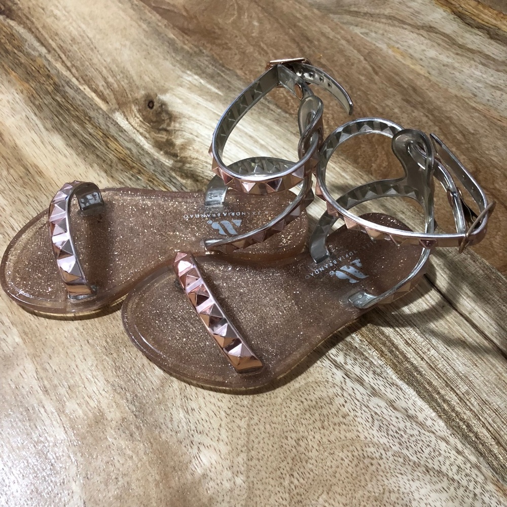 Alexandria Brandao Aria Jelly Sandals Rose Gold